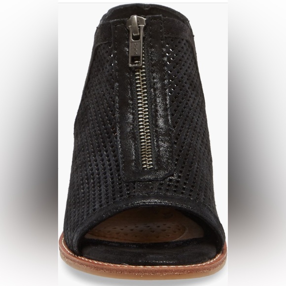 LIKE NEW • Söfft Nalda Zip Sandal in Luggage Leather • Women’s 7M - Picture 15 of 16